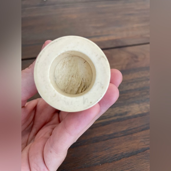 Vintage husband and wife carved bone - Picture 4 of 5